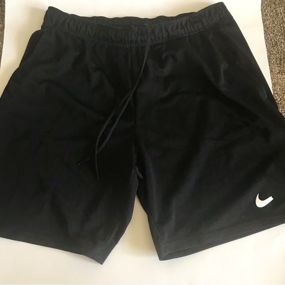 Men’s Nike Dri Fit Black Drawstring Shorts Sz L